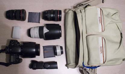 IMAGE: http://www.lowbyte.com/bag/bag-flat-loadout-sm.jpg